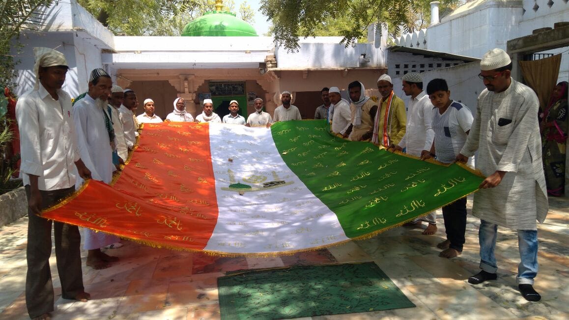 tiranga chadar from varanasi will be gifted at ajmer sharif