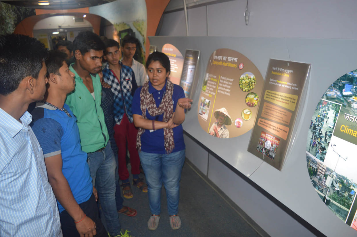 Learning Science from Science Express