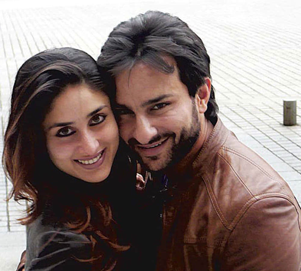 kareena kapoor khan and saif ali khan spoted at airport without taimur