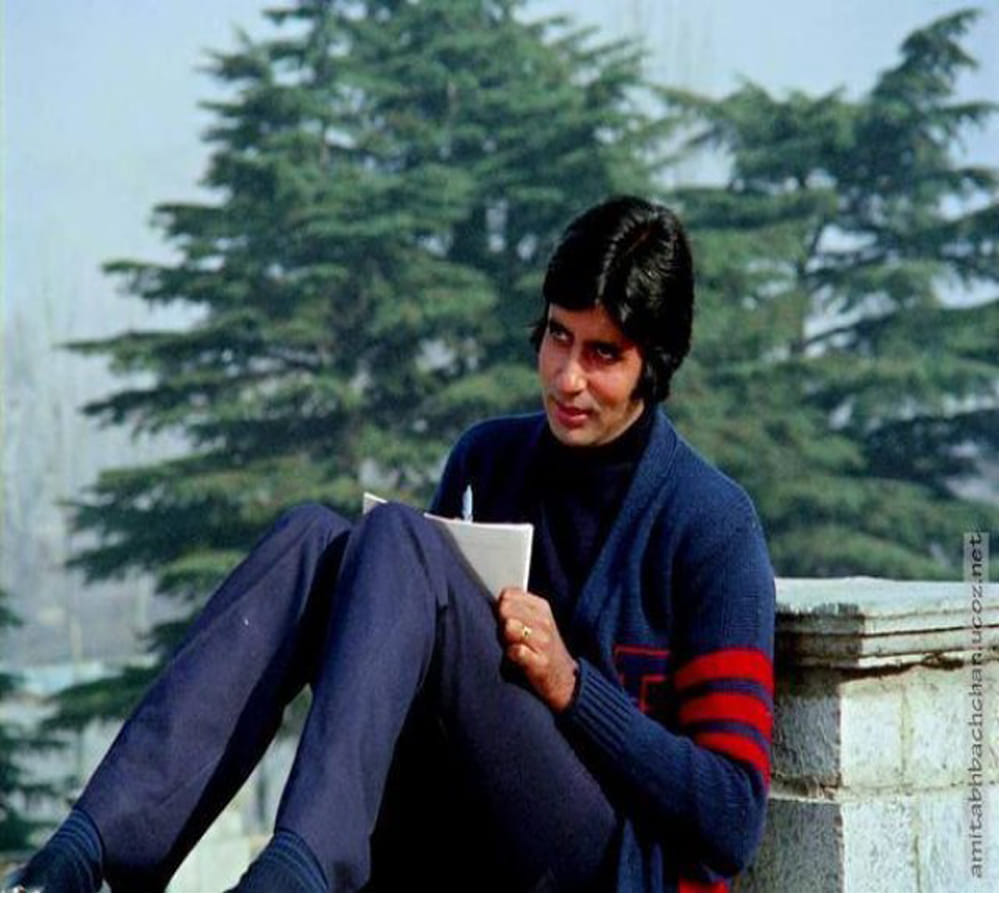Dadasaheb Phalke Award 2019 know about Amitabh Bachchan first film Saat Hindustani