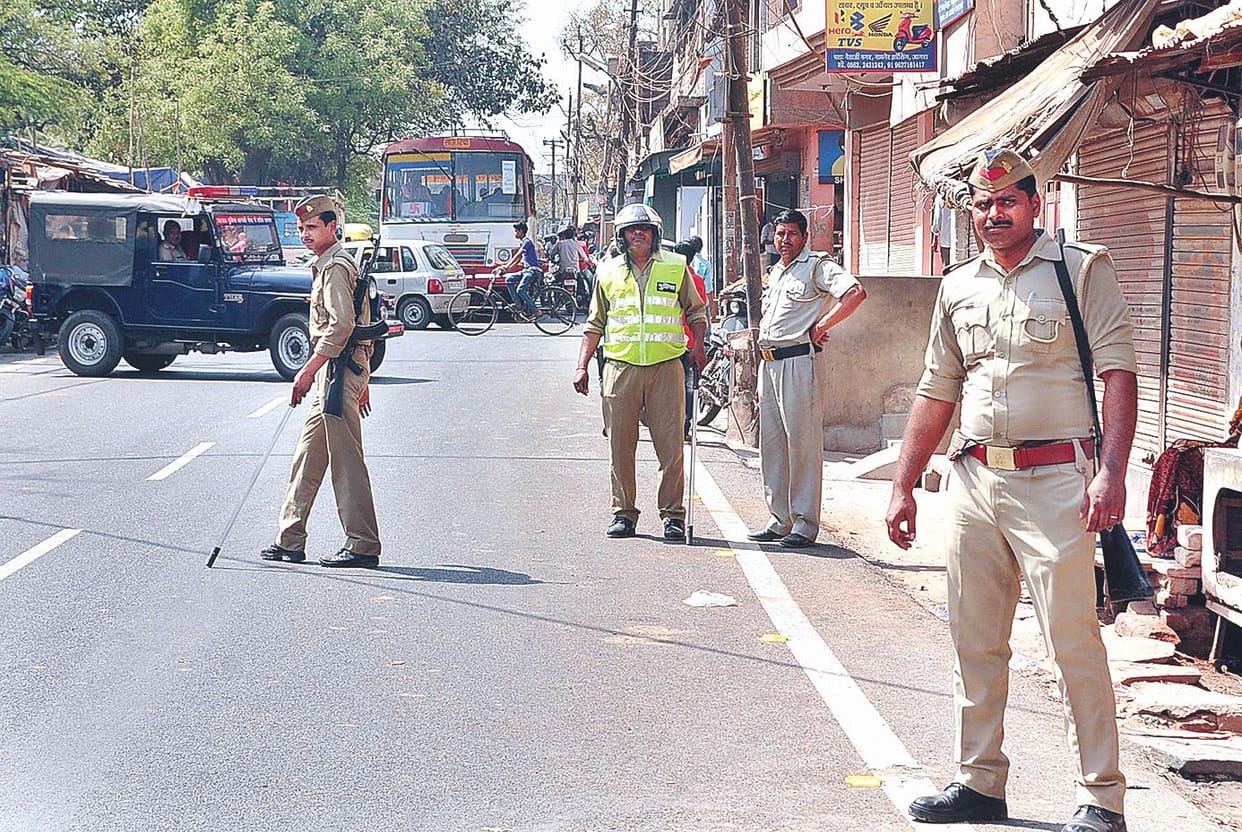Communal tension at Mahant's beating in Idgah