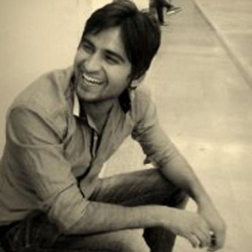 attacks on forigners in greater noida now know about murder of manish khari whos death is main issue