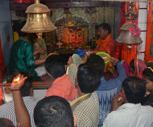 pics of navratri celebration in Lucknow.
