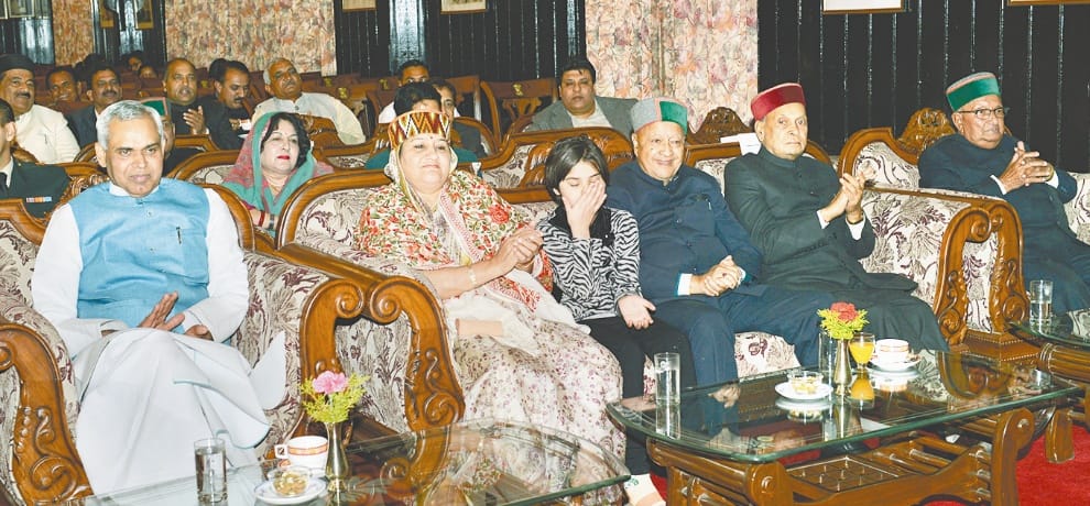 Cm virbhadra singh and prem kumar dhumal at dinner in Raj Bhawan Shimla