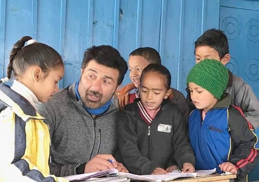 Sunny Deol at Manali School.