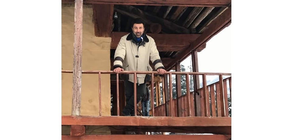 Bollywood actor Sunny Deol started movie shooting pal pal dil ke pass with his son Karan Deol