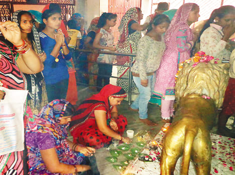 Bhavani mother in house-to-house