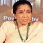 Asha Bhosle Donates Money To Kids