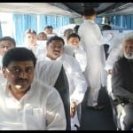 एसी बस में संघर्ष यात्रा
