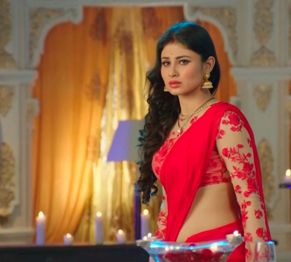 tv actress mouni roy transform by surgery