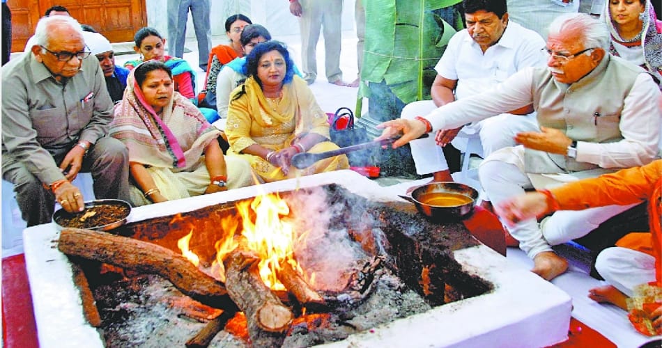 Haryana Cm manohar lal khattar in mansa devi