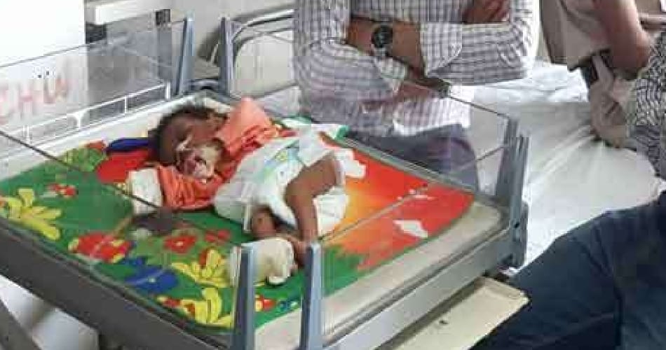 four days girl child thrown in dry well in navratra at amritsar, minor mother found