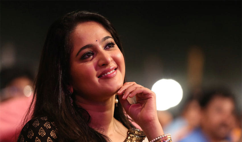 Anushka Shetty Scenes In Baahubali 2 To Be Edited Due To Her Weight Gain
