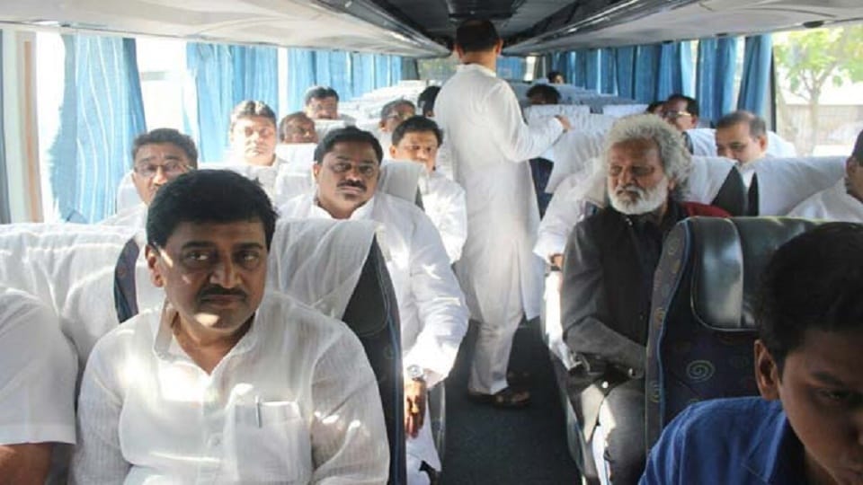 maharashtra congress and ncp sangharsh yatra in ac bus