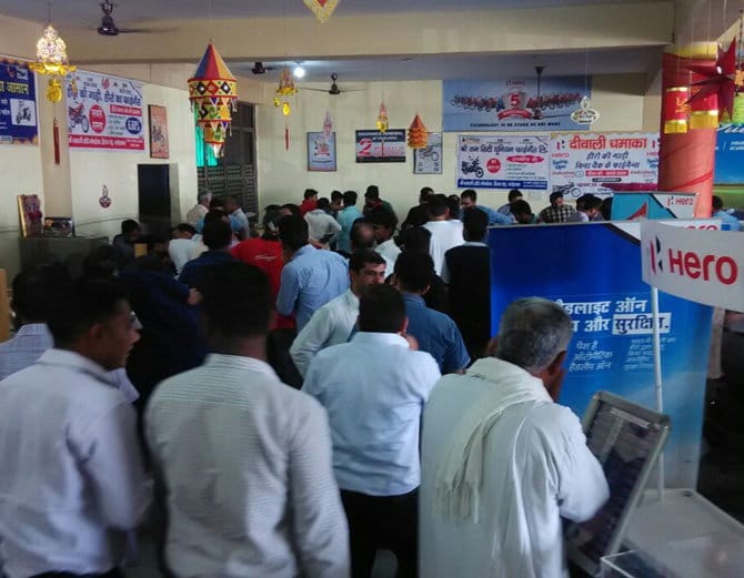 huge crowd of people for purchasing of two wheelers after supreme court decision on bs3 vehicles