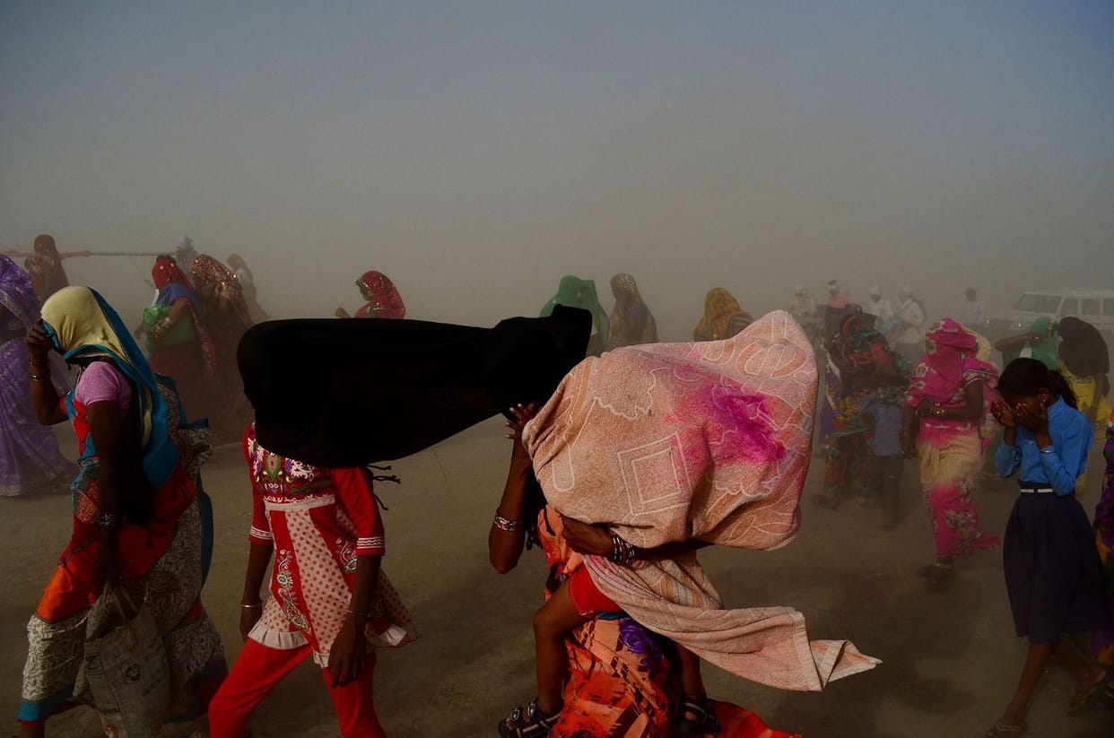 Heat blast across India today, Maharashtra's akola town sizzles at temperature 44.1°C