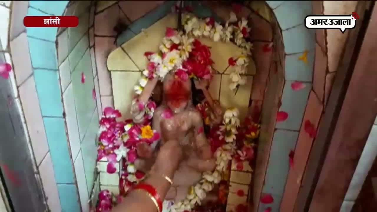 झांसी, शीतला माता मंदिर, नवरात्रि 