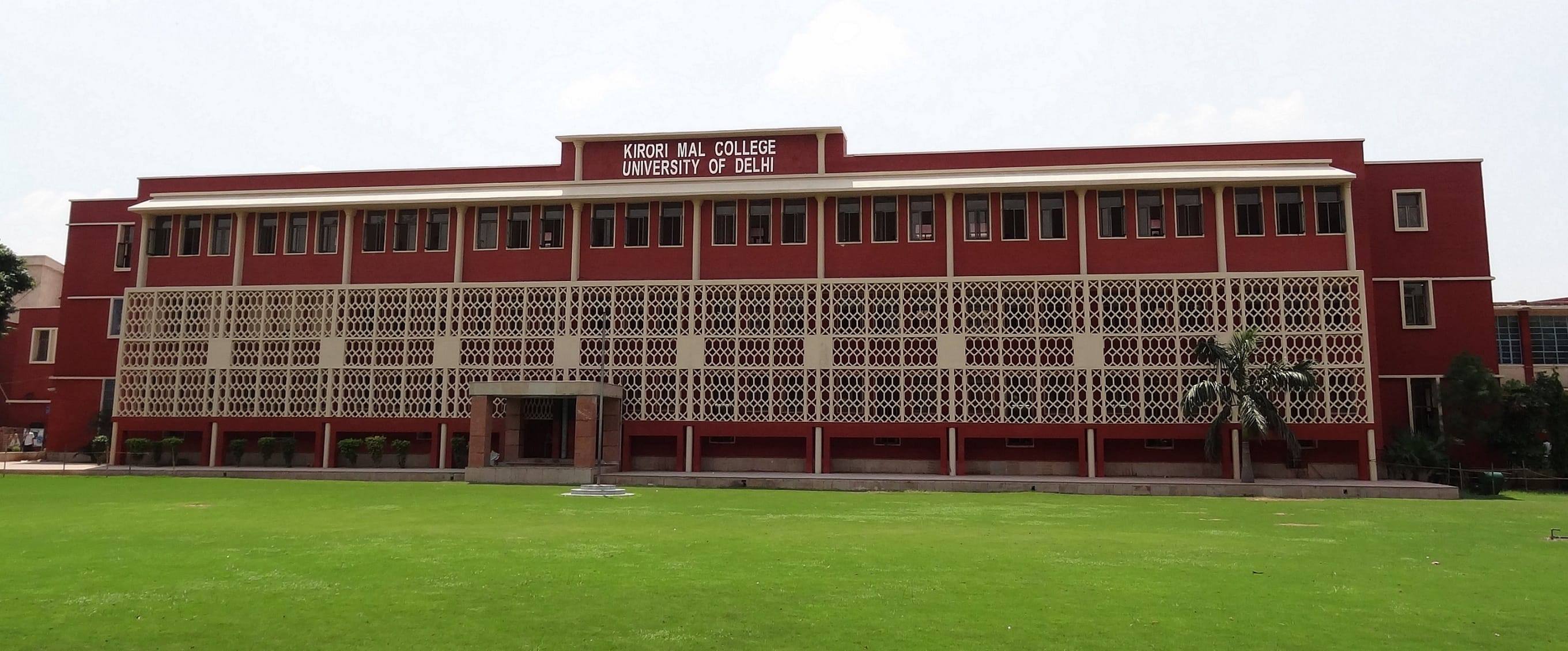 DU invites application for different post from eligible candidates