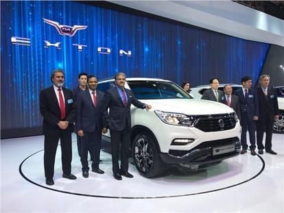 new rexton unveiled in seoul motor show, india launch is next year 