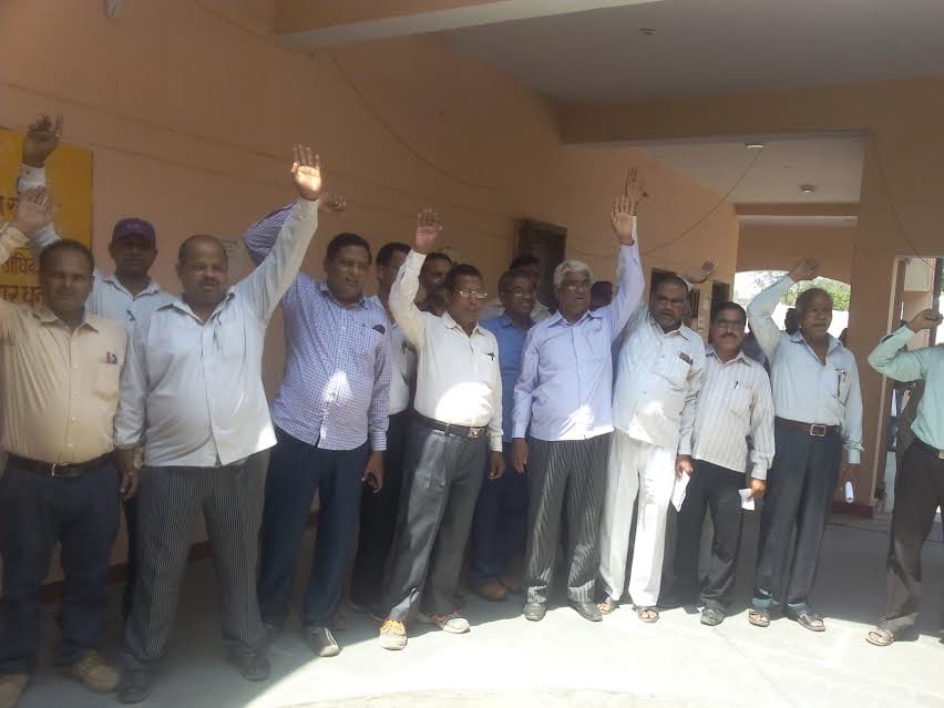  Advocates performed 