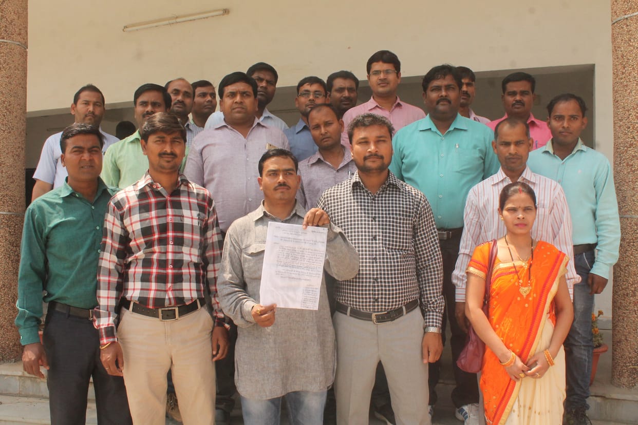 Interstate teachers demonstrated on the collectorate 