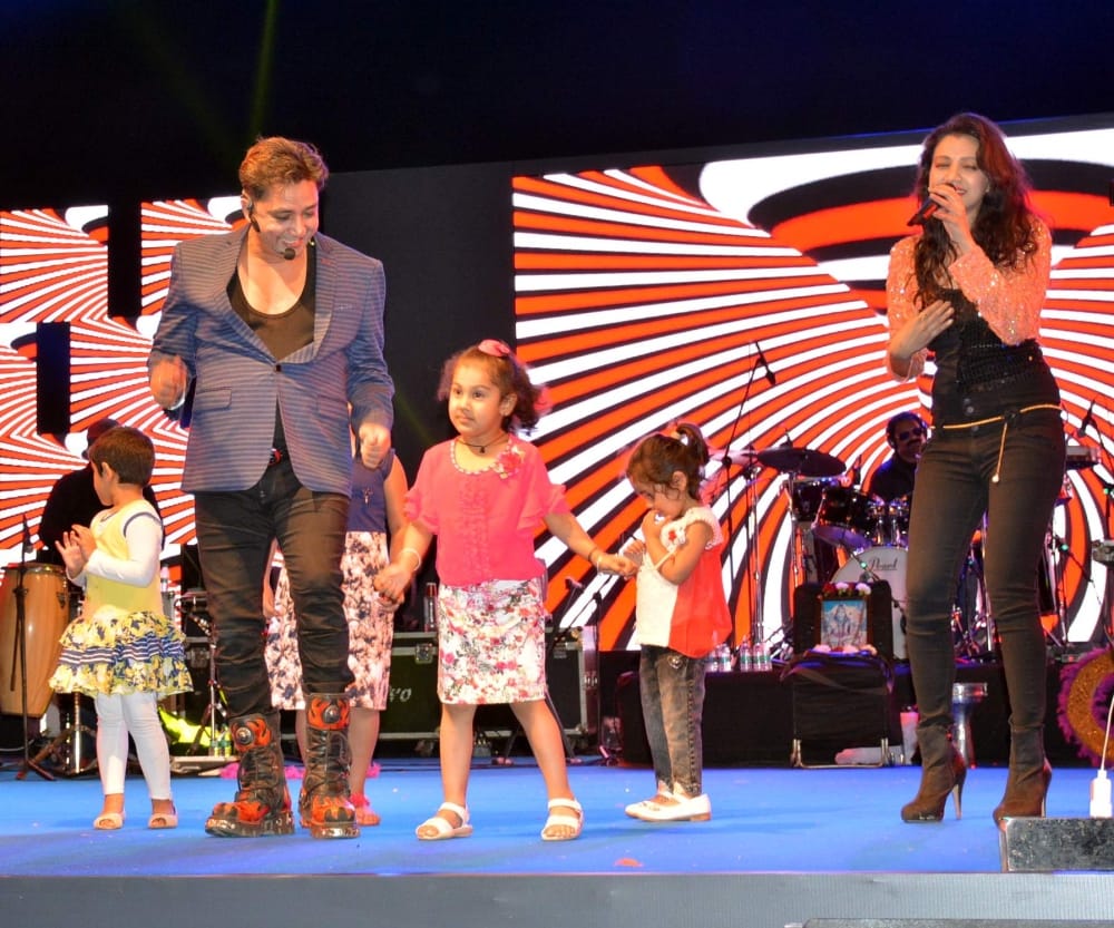  Bollywood singer Sukhwinder performed in jashn e Doon