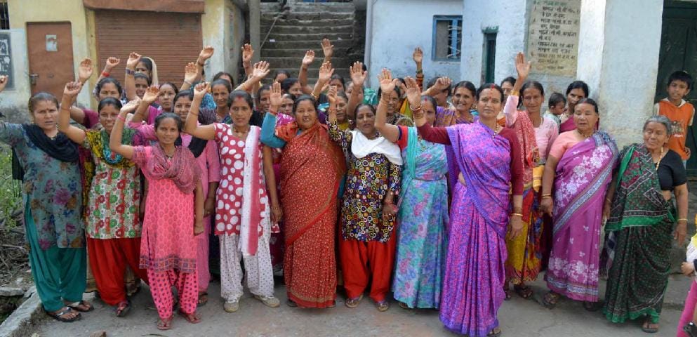 Women of the old market performed