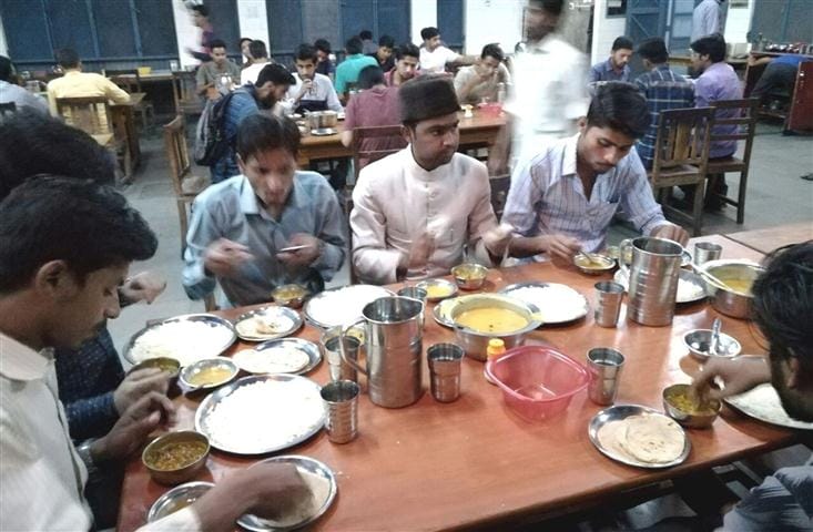AMU constitutes committee to overcome Gosht crisis
