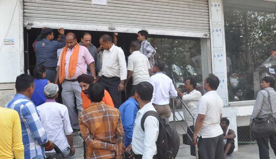 buying bikes in Kanpur