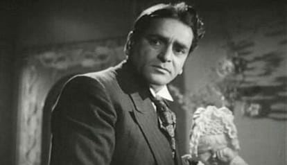 History Of Regal Cinema, When Someone Tried To Touch Zeenat Aman Inappropriately