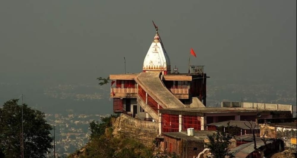 maa durga killed chand and mund in chandi devi temple in haridwar