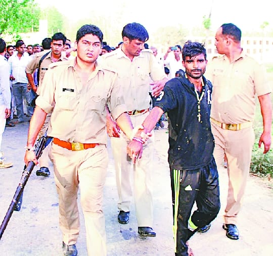 Looted by a petrol pump employee, a scoundrel