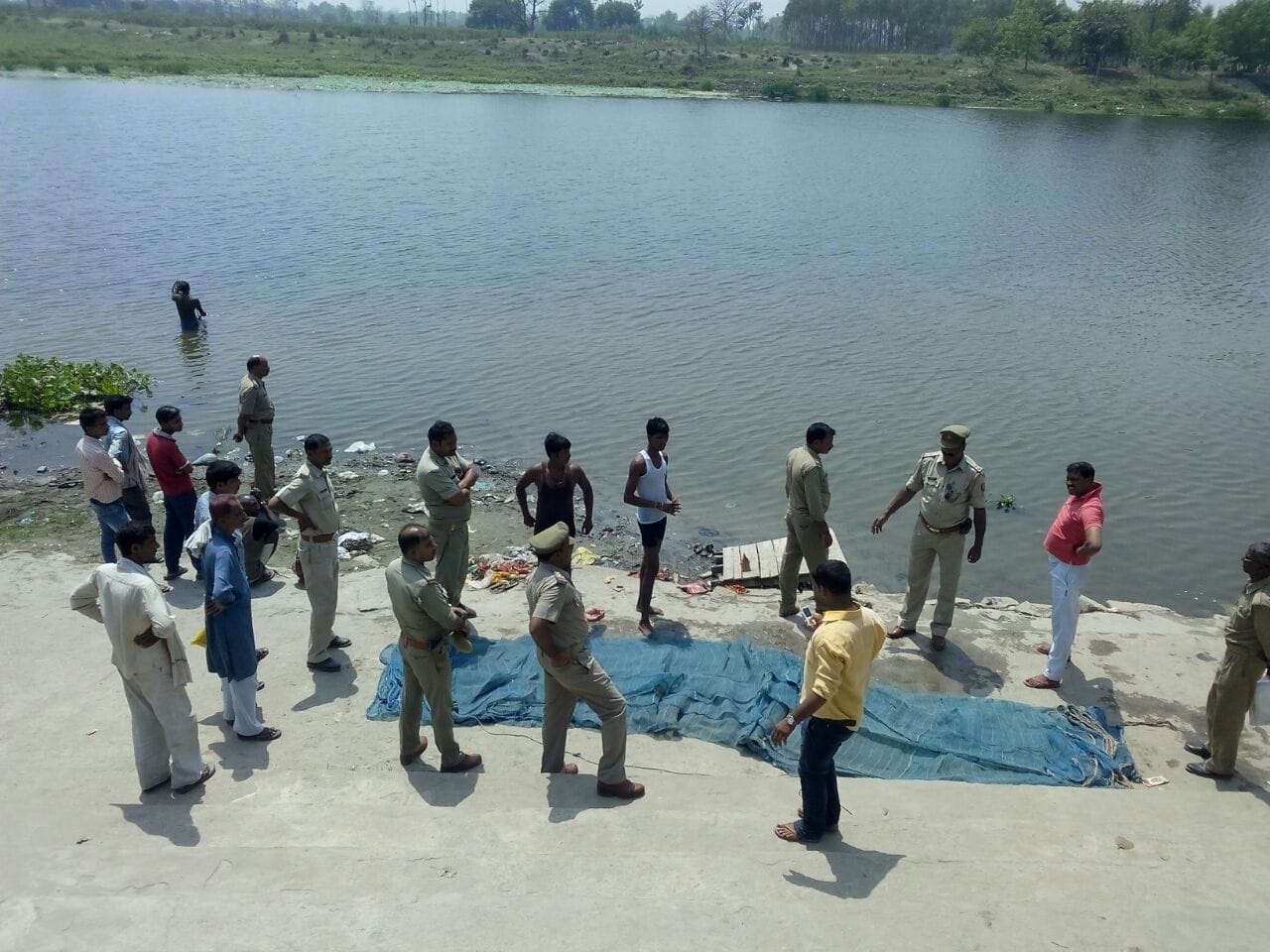 nursing students died in saryu river in gonda