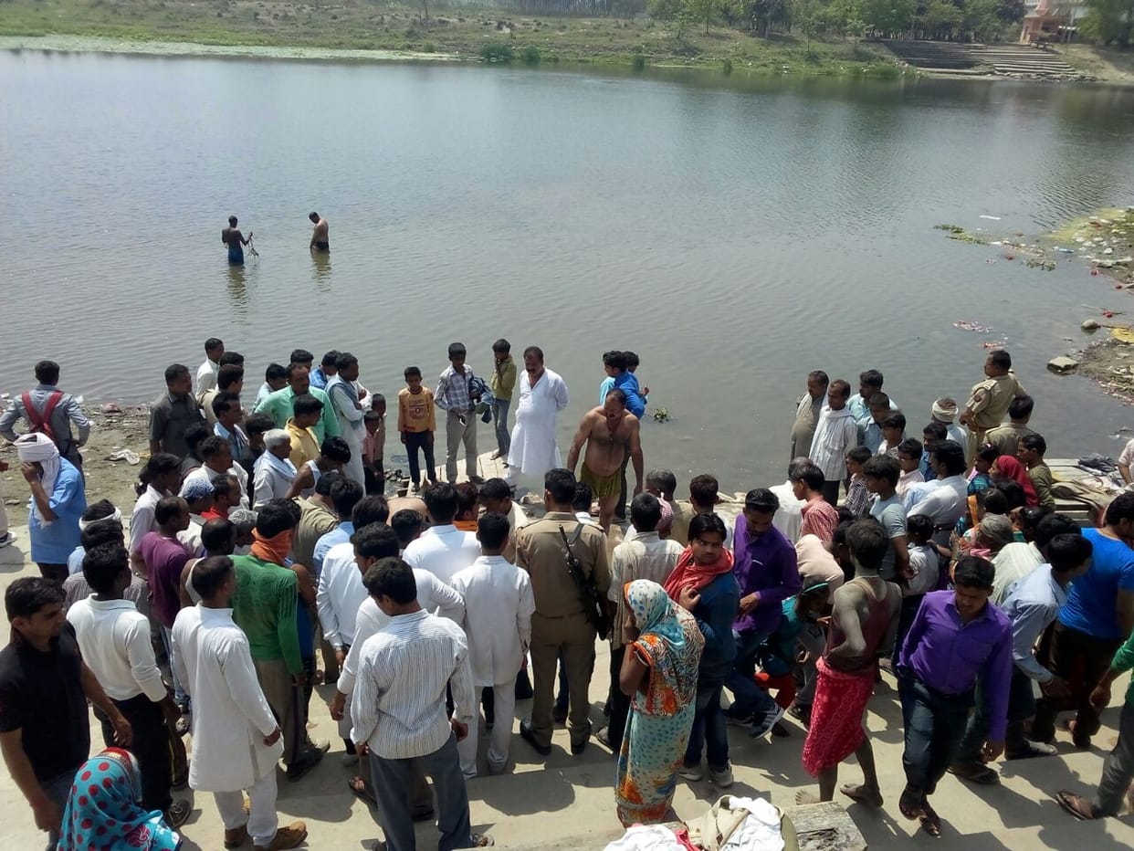 nursing students died in saryu river in gonda