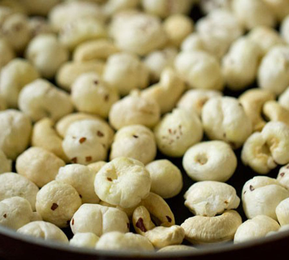 try these special recipe of banana chips and makhana kheer this navratri
