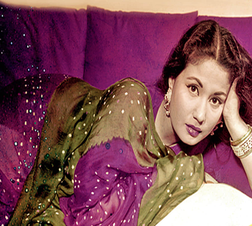 When Lal Bahadur Shastri Said Sorry To Meena Kumari Publicly For This Reason
