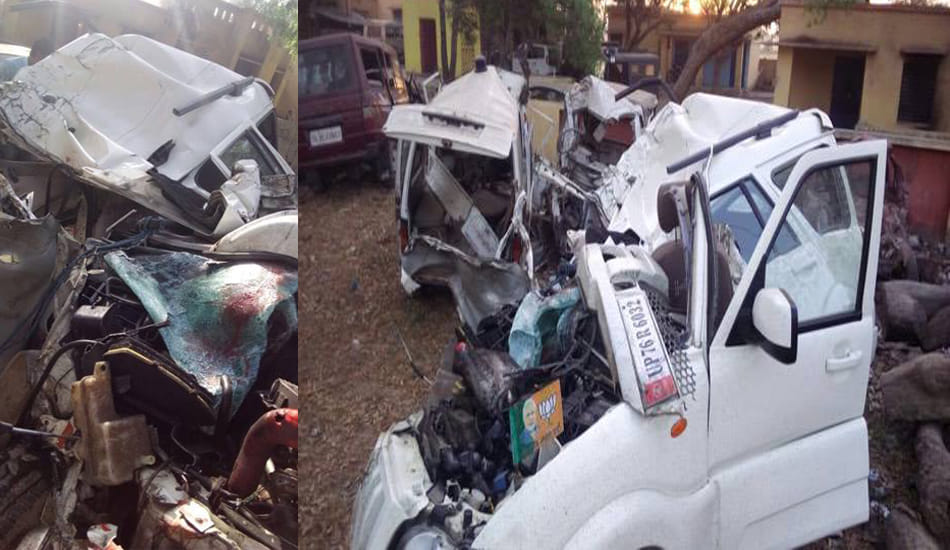 three dead in road accident at farrukhabad 