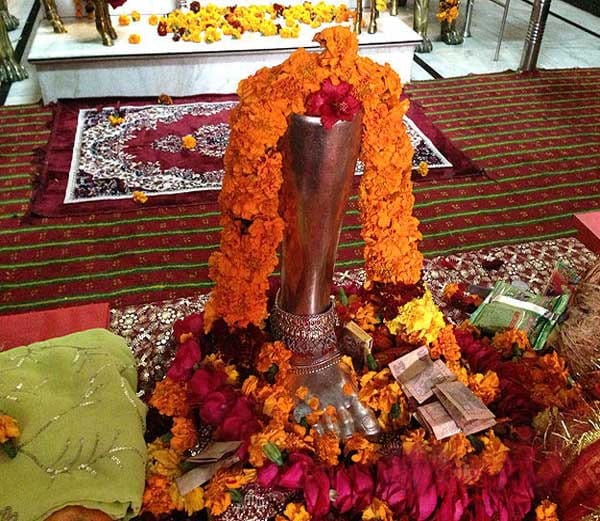 navratra special, unique temple of kali maa, Shri Devikoop Bhadrakali Mandir kurukshetra