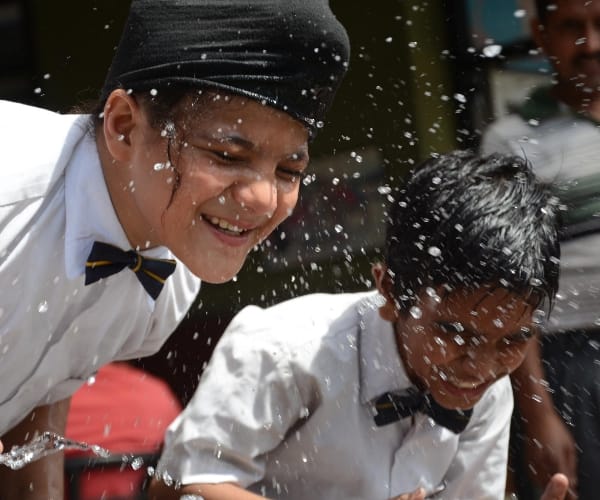  temperature goes high in Lucknow.