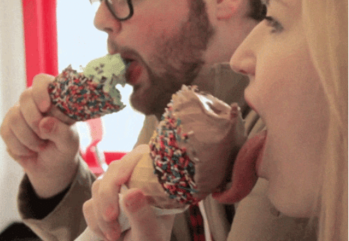 This girl reckons she may have the world’s longest tongue  