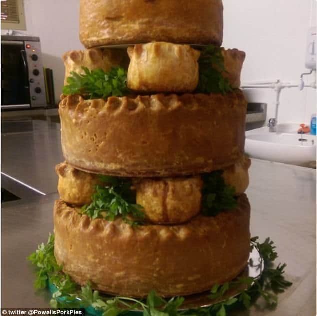  weirdest wedding cakes ever
