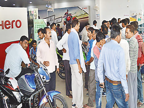 Over 1300 two-wheeler vehicle of BS-3 sold