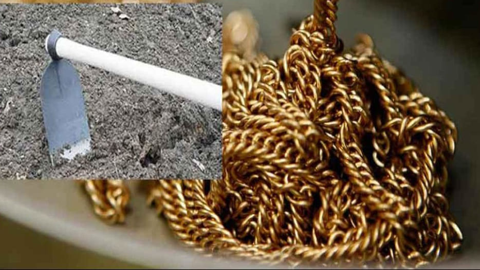 two lakh rupees jewelery missing