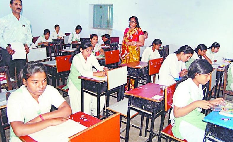 190 students quit exam