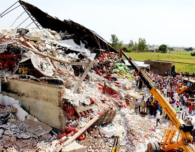 four people killed in explosion in potato warehouse at dhuri of sangrur
