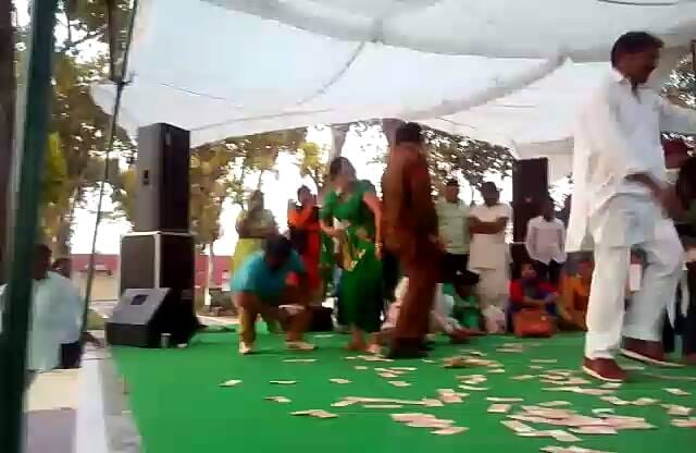 haryana police constable satyawan dance with dancer at jind jail viral on social media