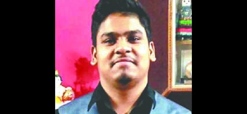 Student preparing for engineering entrance exams hang on to trap