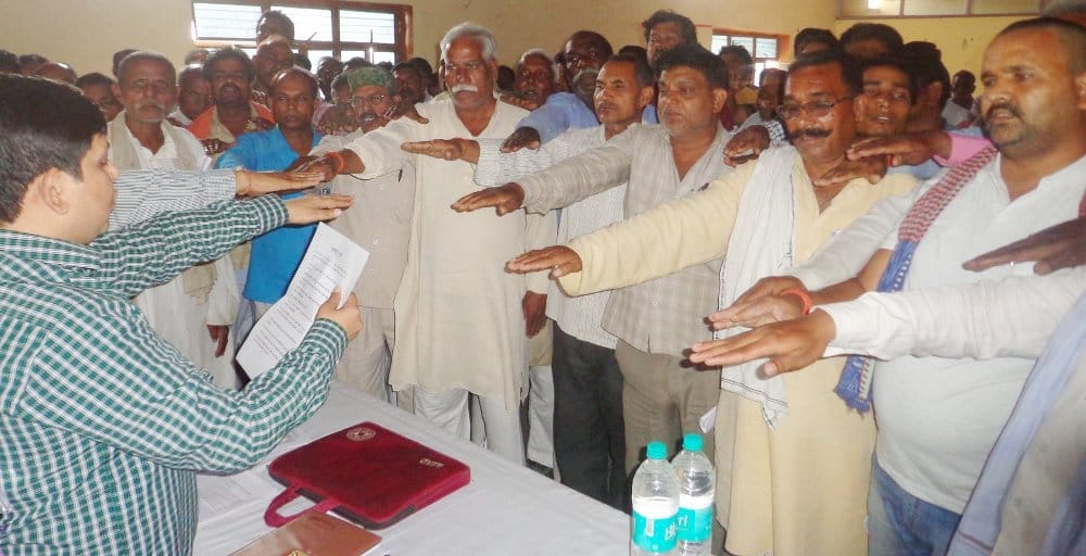 upplementary Officer administers cleanliness oath to Kotchard