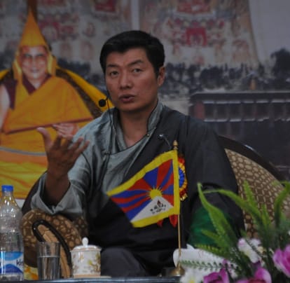 Tibet's PM Dr. Sangay meets CM Trivendra 