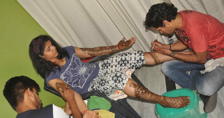 olympian wrestler sakshi malik mehndi ceremony